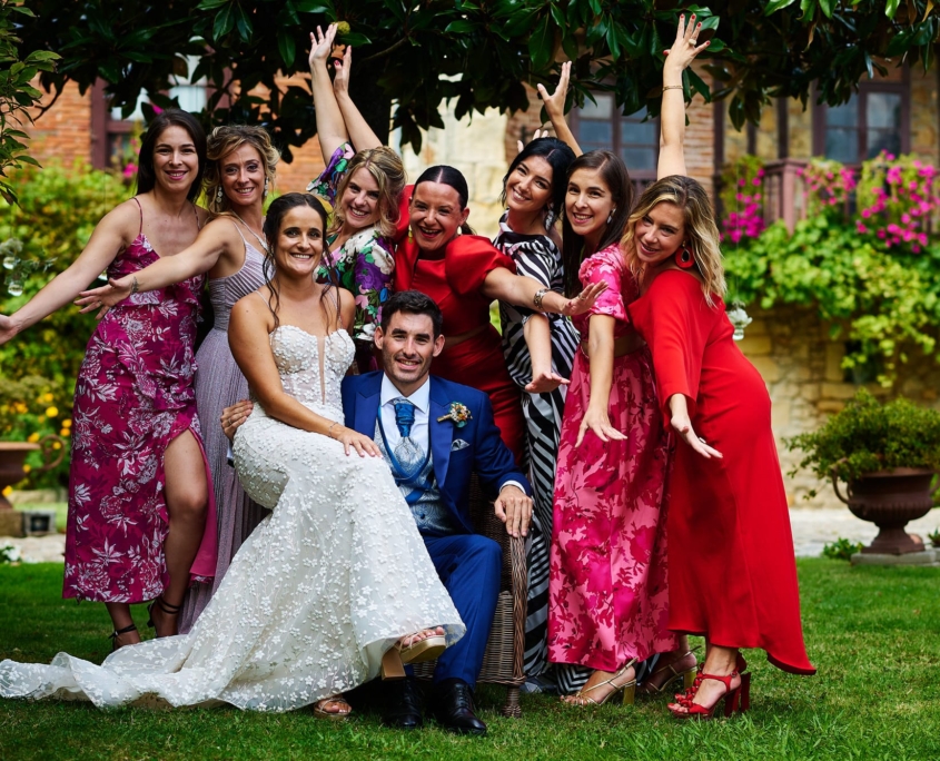 fotografia boda grupo invitados momento natural